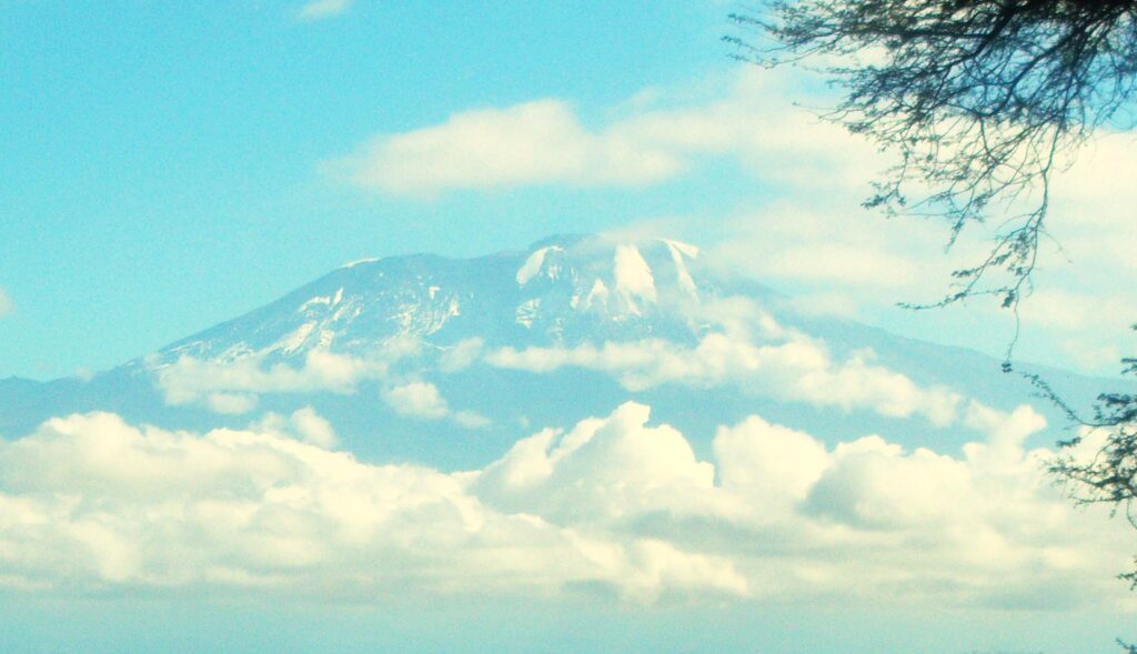 A picture of Mt Kilimanjaro from Afrika Explorer